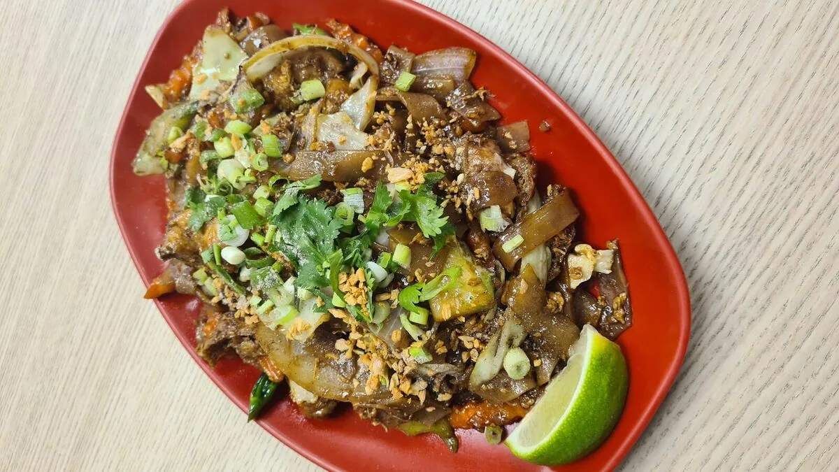 Pad See Eew wide rice noodles stir fry at Charm Thai Cafe Doncaster